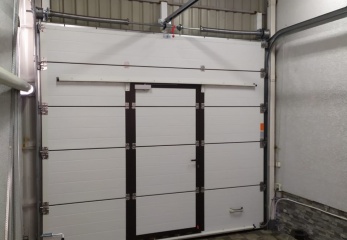Автоматические гаражные секционные ворота с калиткой_29-05-24(3)